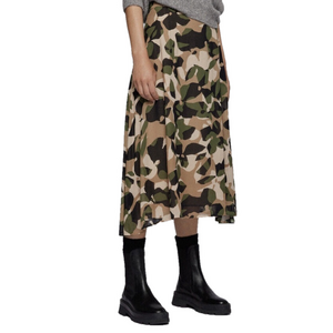 hugo boss 100% silk ASYMMETRIC-HEM SKIRT IN
GRAPHIC-PRINT Camo size 2